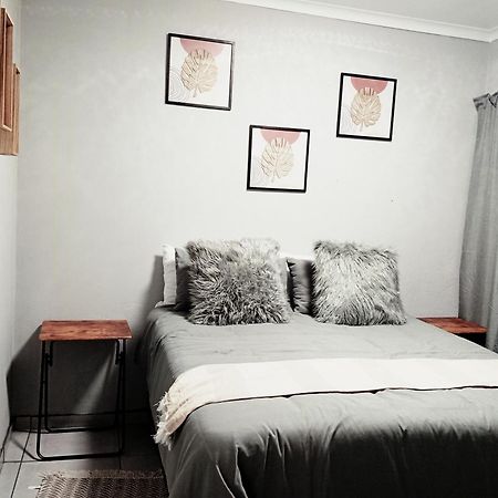 Be Our Guest Near Or Tambo International Airport Διαμέρισμα Boksburg Εξωτερικό φωτογραφία